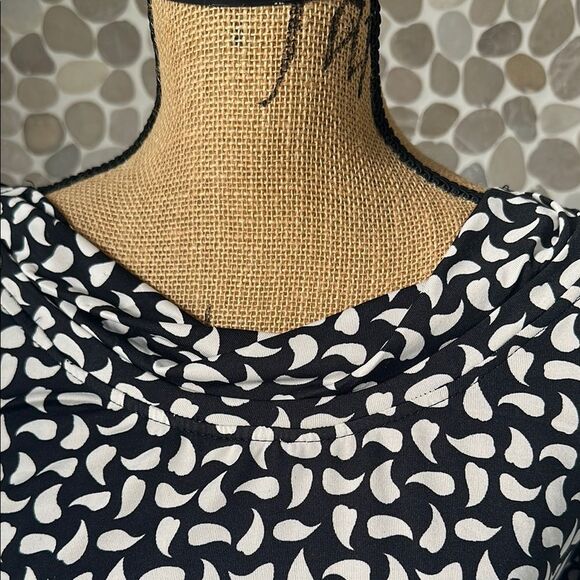 Lapis Black and White Patterned Women's Top size Medium - Picture 3 of 5